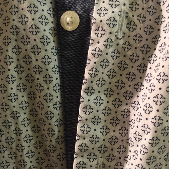 Nautica Printed , long sleeve button down - Picture 3 of 3